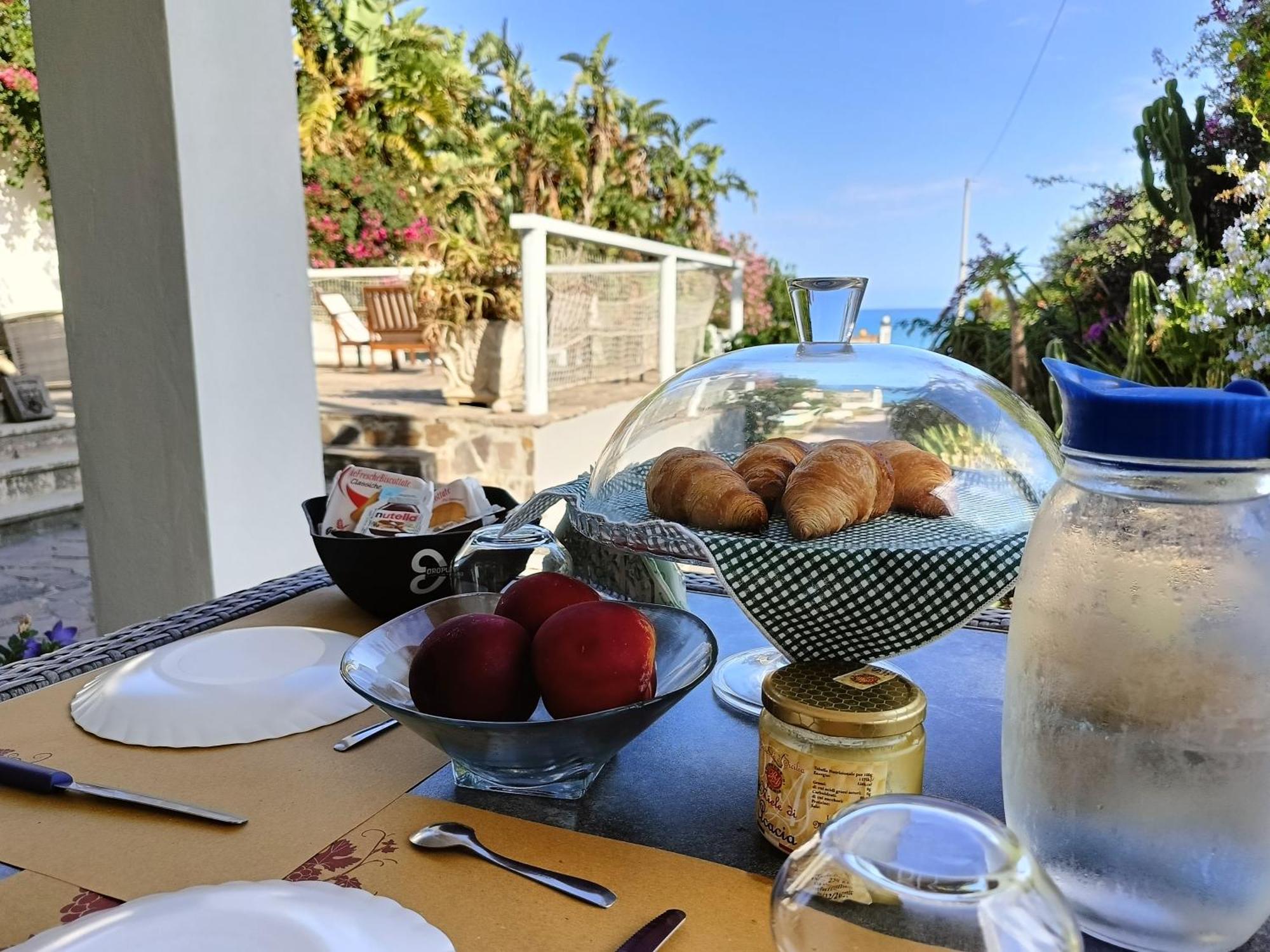 La Casa A Mare B&B Messina Eksteriør billede